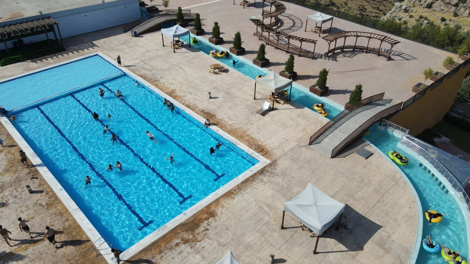 ئاکوا پارکی مێرۆ